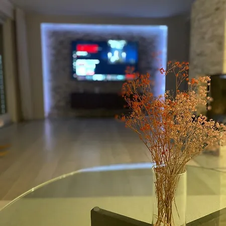 Haus Mit Wintergarten Und Kamin