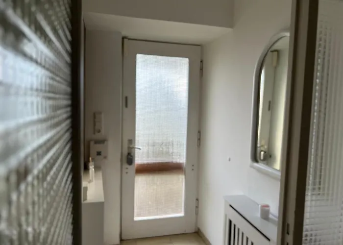 Haus Mit Wintergarten Und Kamin Lejlighed