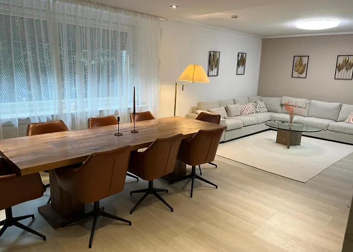 Haus Mit Wintergarten Und Kamin *